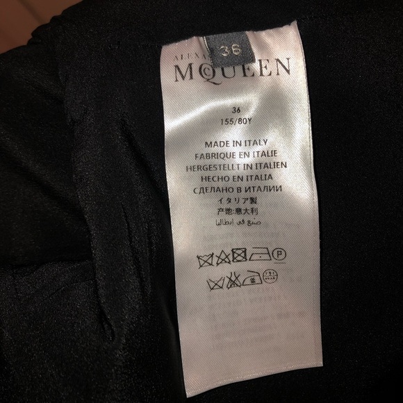 Alexander Mcqueen tailored women’s suit - Picture 4 of 8